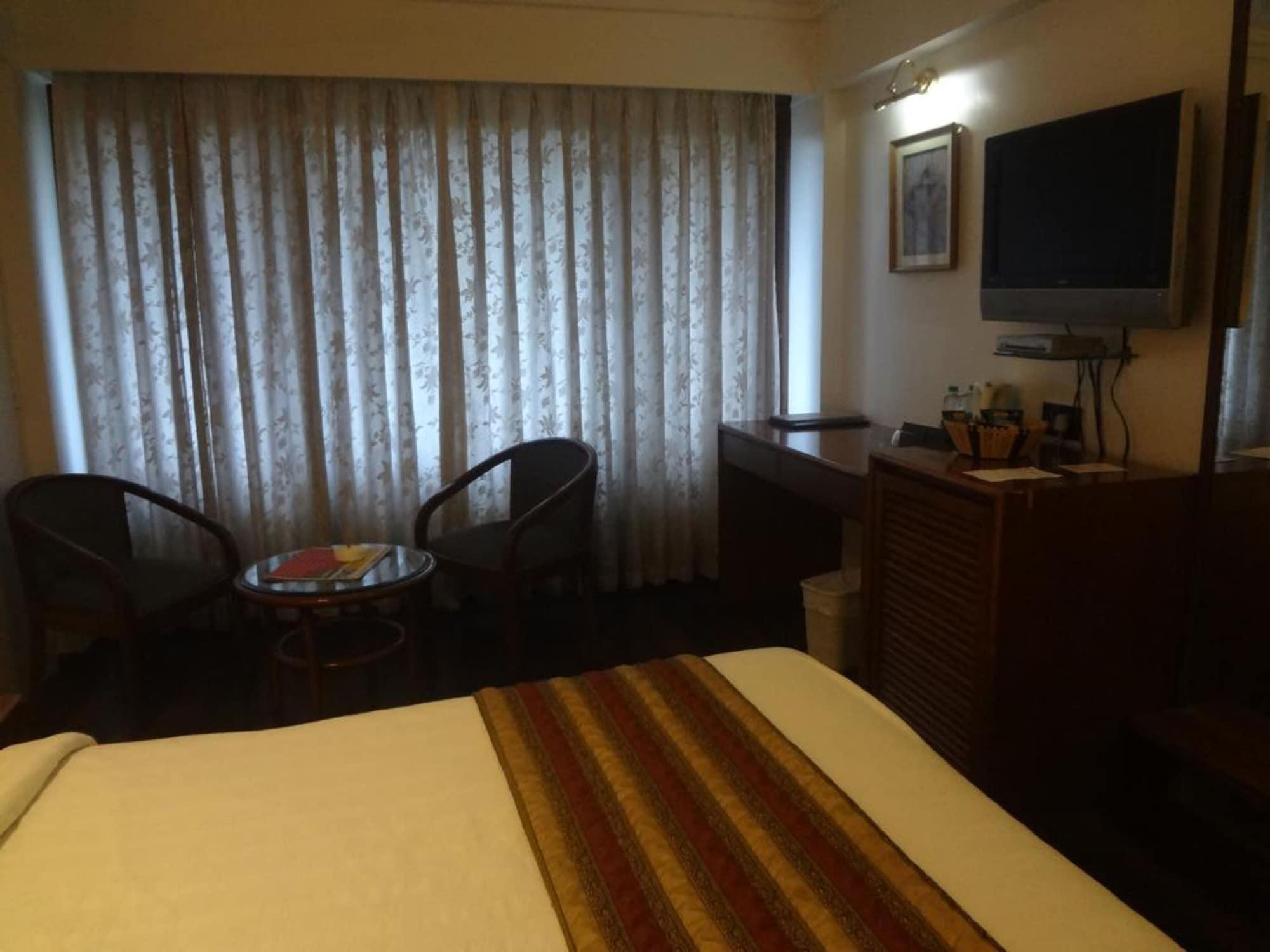 Hotel Midtown Pritam Mumbai Exterior photo